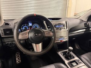 Subaru Legacy bild 8