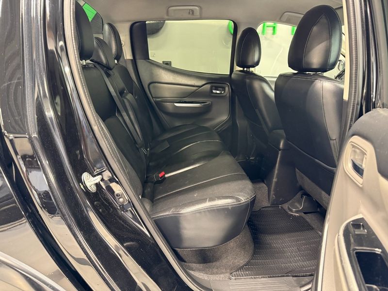Mitsubishi L200 bild 12