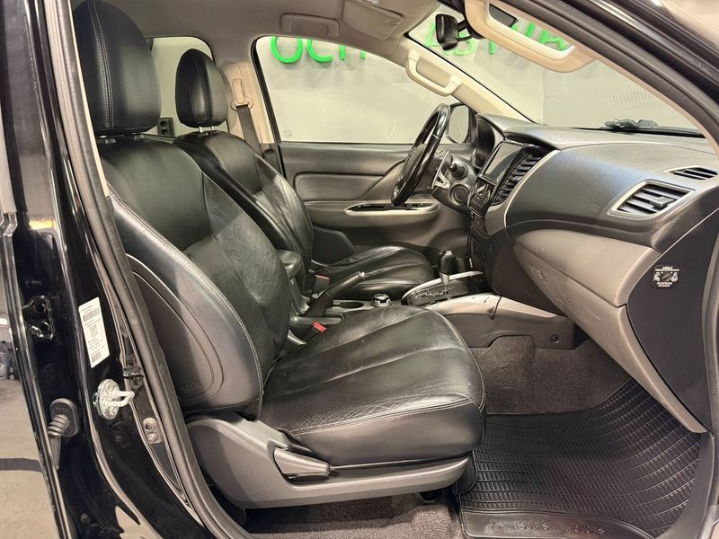 Mitsubishi L200 bild 10