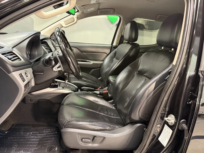 Mitsubishi L200 bild 9