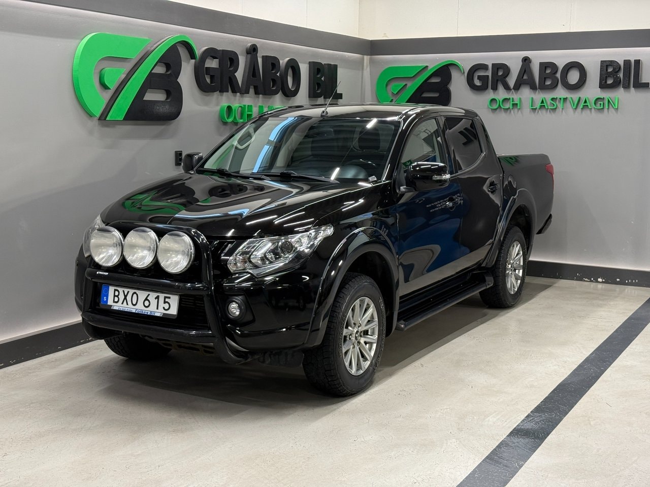 Mitsubishi L200