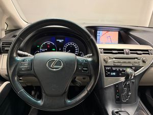 Lexus RX bild 15
