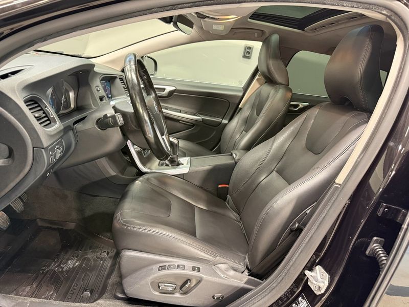 Volvo V60 bild 5