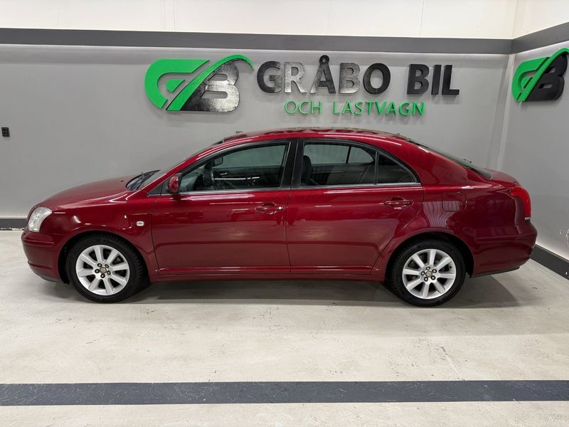 Toyota Avensis bild 2