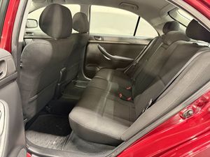 Toyota Avensis bild 11