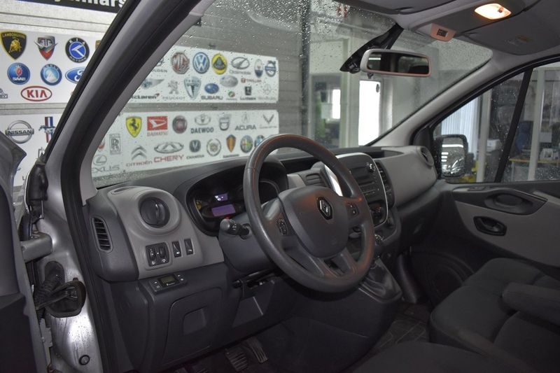 Renault Trafic bild 5