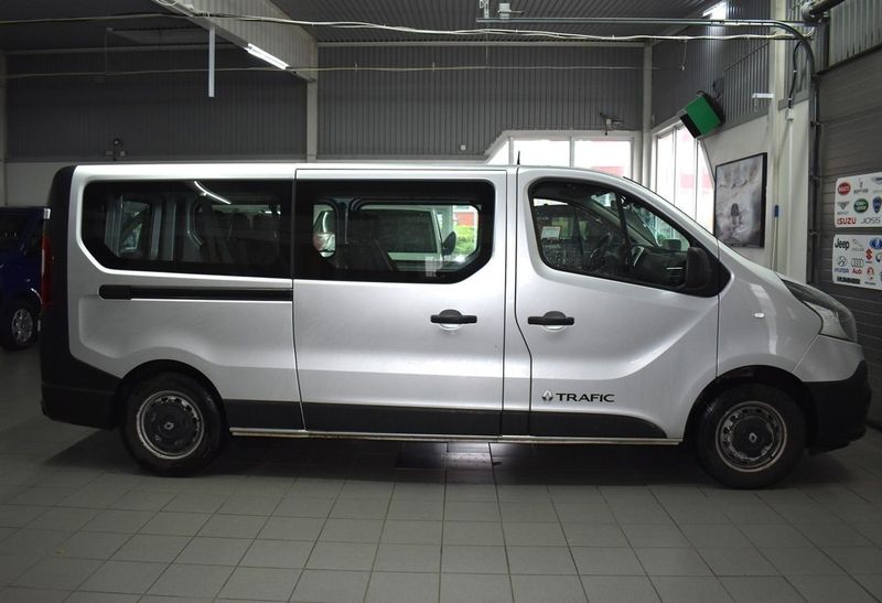 Renault Trafic bild 2