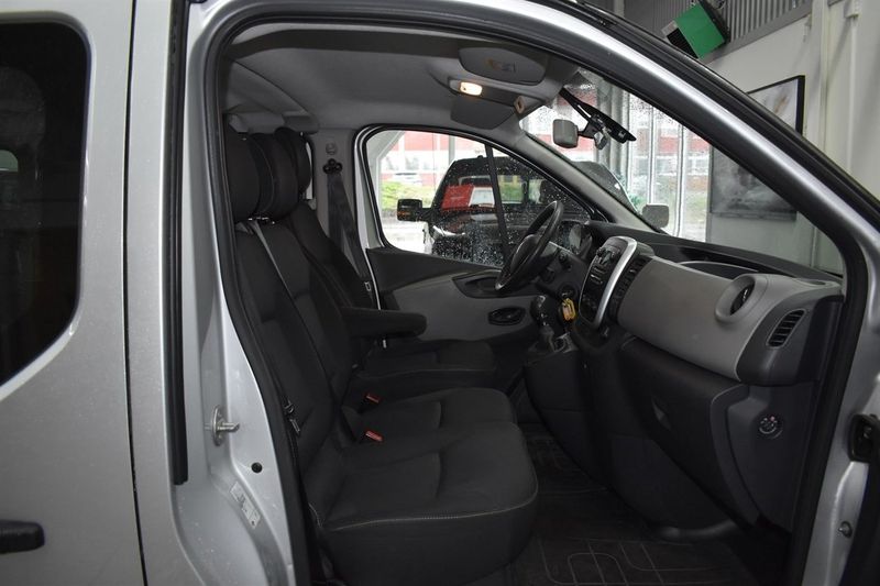 Renault Trafic bild 7