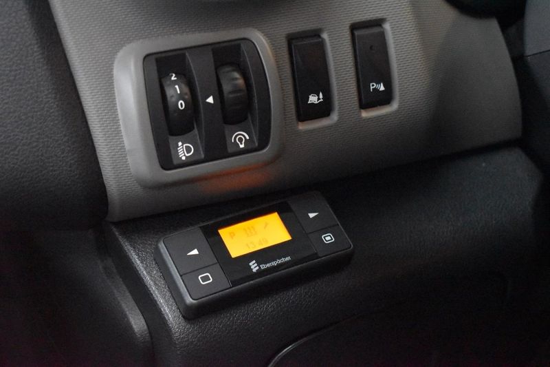 Renault Trafic bild 14