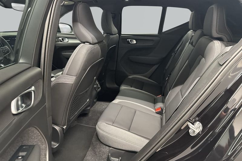 Volvo EX40 bild 6
