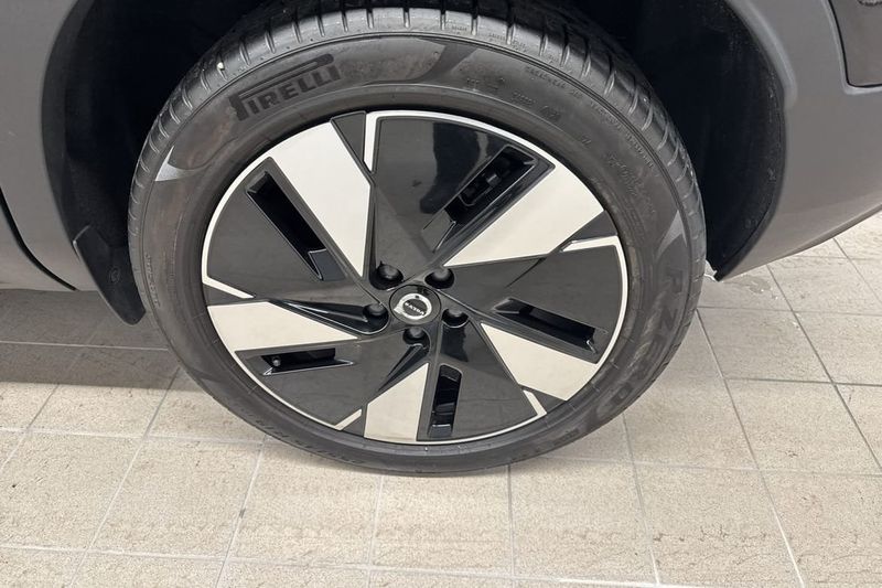 Volvo EX40 bild 20