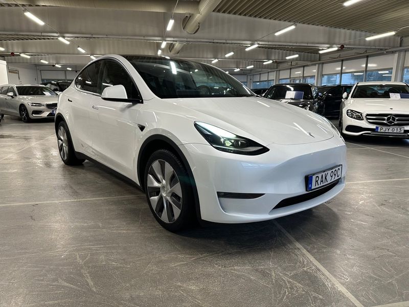 Tesla Model Y bild 2