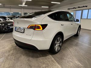 Tesla Model Y bild 3