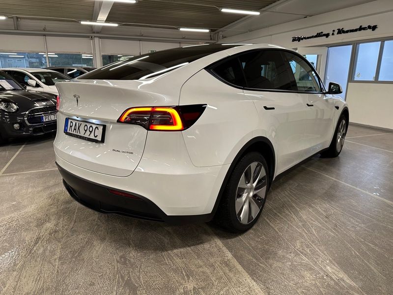 Tesla Model Y bild 3