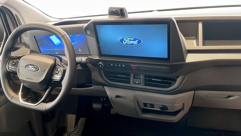 Ford Custom bild 4