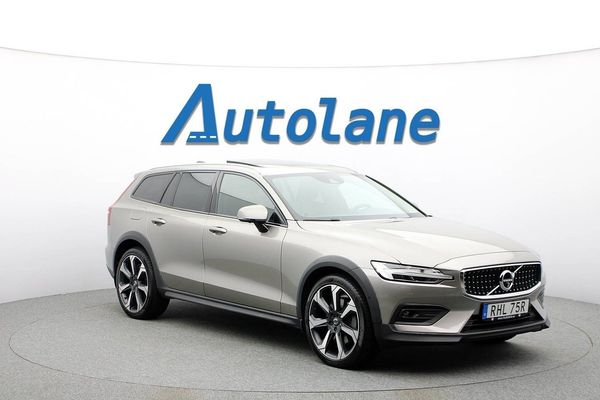 Volvo V60 Cross Country B5 AWD Panorama, HUD, H/K, 360°, Värmare 250hk - 2021