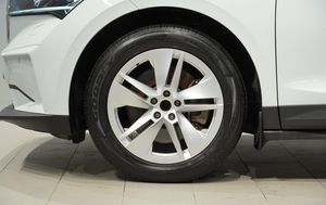 Skoda Enyaq bild 3