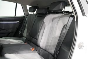 Skoda Enyaq bild 13