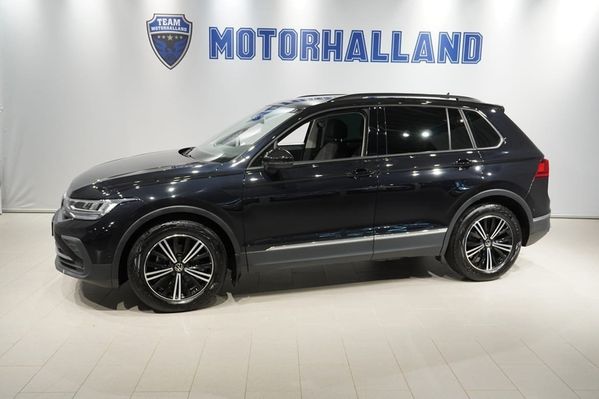 Volkswagen Tiguan 1.5 TSI 150 HK DSG PANO // PARK VÄRMARE - 2023