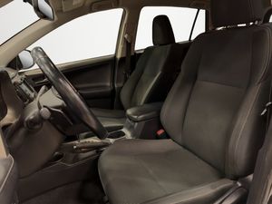 Toyota RAV4 bild 10