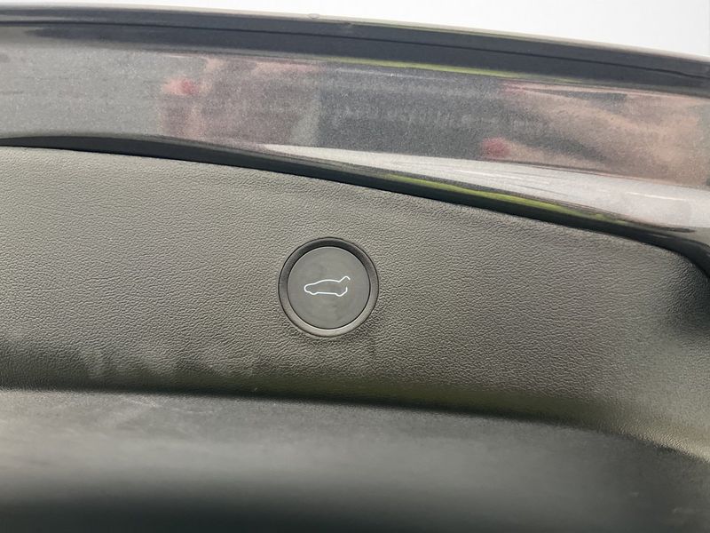 Tesla Model 3 bild 13