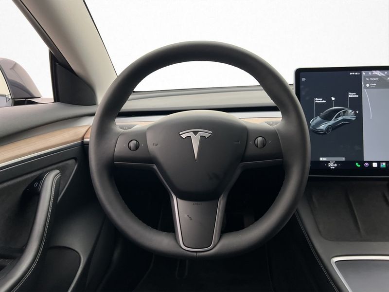 Tesla Model 3 bild 18