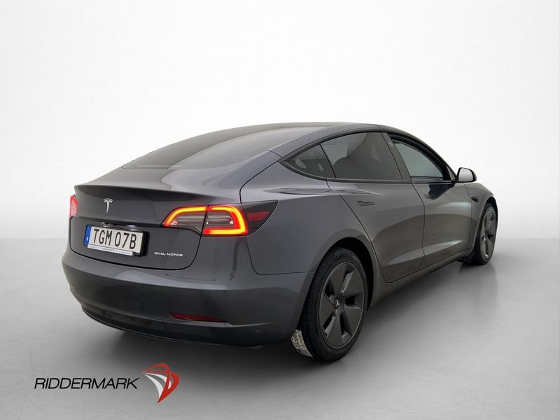 Tesla Model 3 bild 8