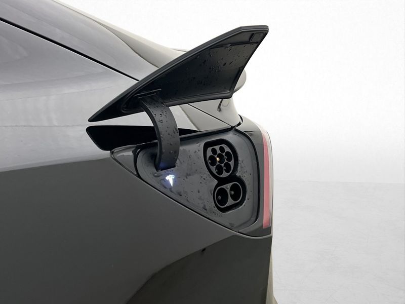Tesla Model 3 bild 14
