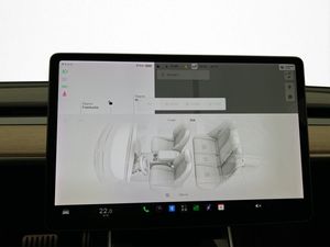Tesla Model 3 bild 26
