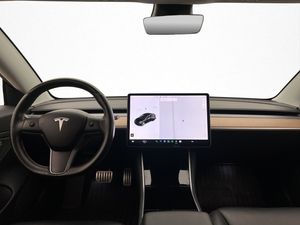 Tesla Model 3 bild 16