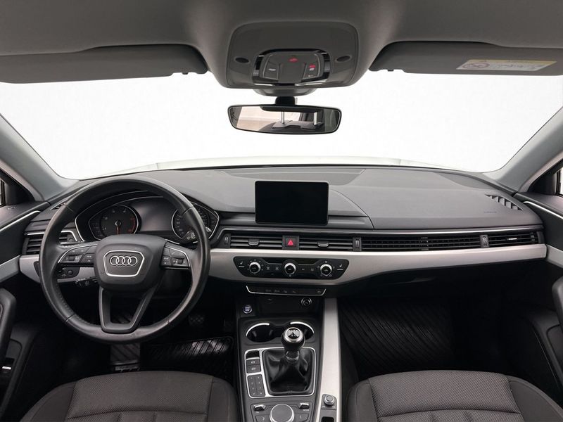 Audi A4 bild 20