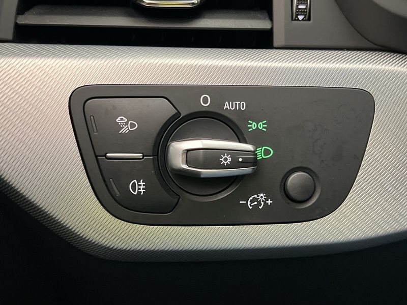 Audi A4 bild 28