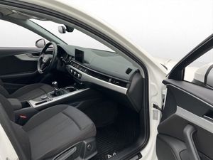 Audi A4 bild 15