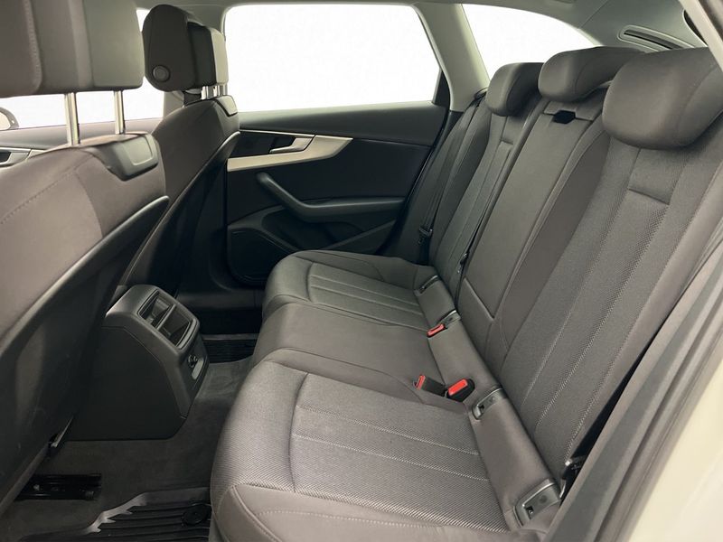 Audi A4 bild 19