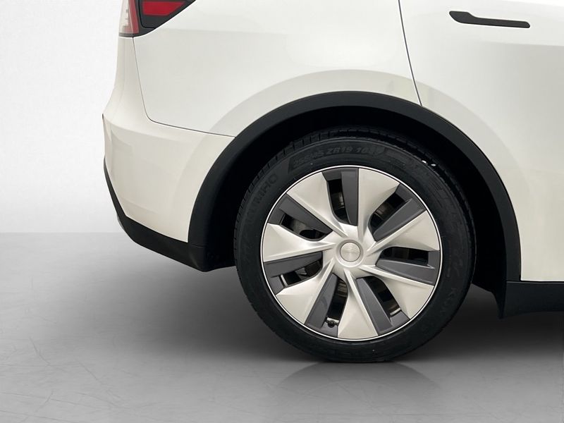 Tesla Model Y bild 35