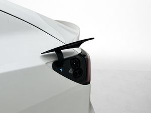 Tesla Model Y bild 32