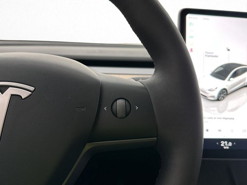 Tesla Model Y bild 35