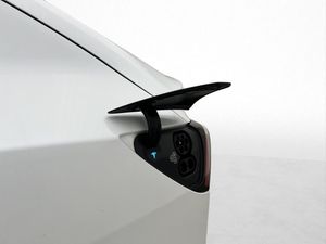 Tesla Model Y bild 30