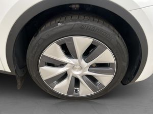 Tesla Model Y bild 34