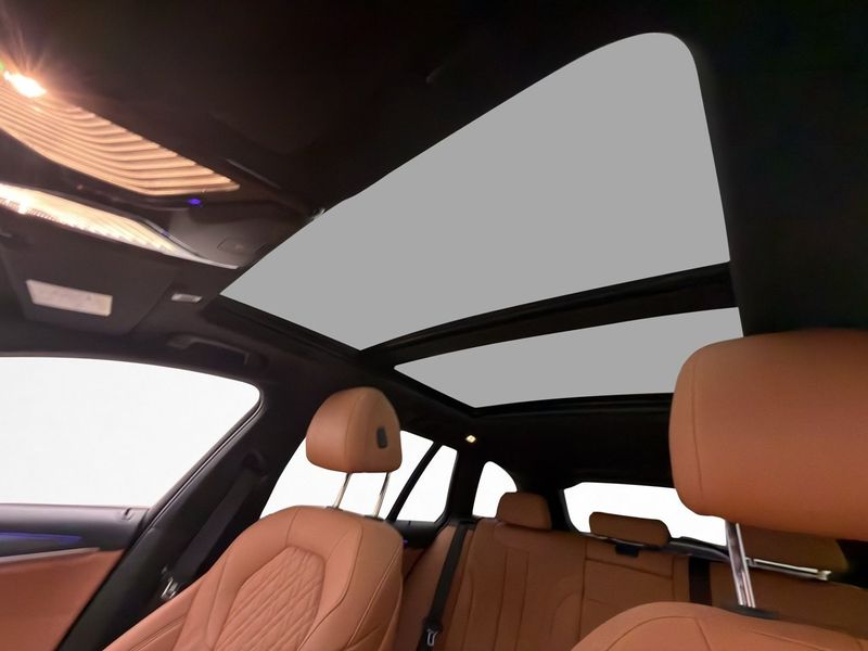 BMW 530 bild 16