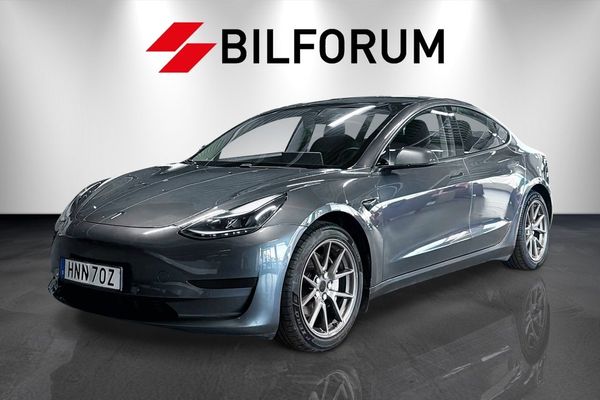 Tesla Model 3 Standard Range Plus / PANO / BACKKAMERA / VÄRMEPUMP - 2021