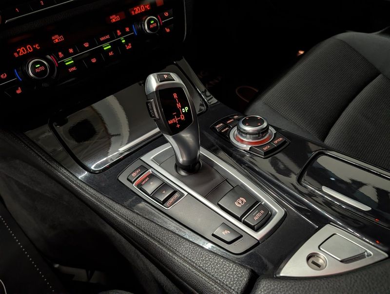 BMW 520 bild 13