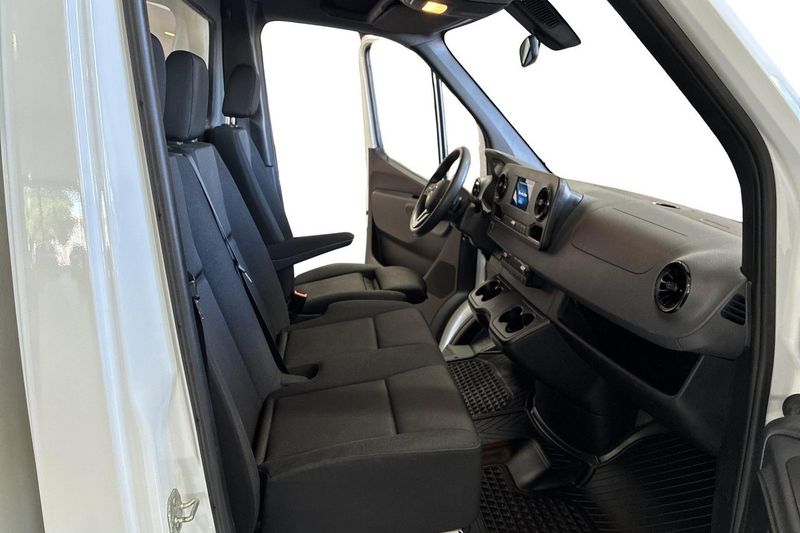 Mercedes Sprinter bild 16