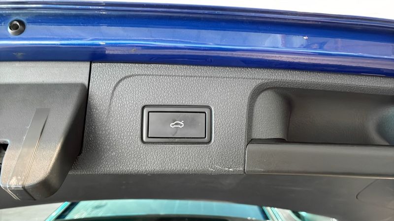 Volkswagen Passat bild 11