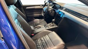 Volkswagen Passat bild 3