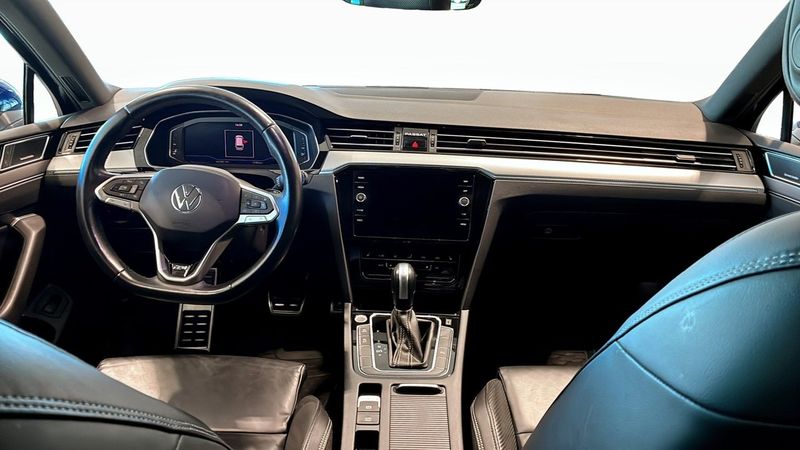 Volkswagen Passat bild 4