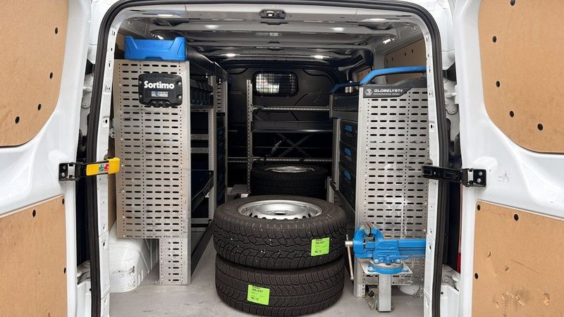 Ford Custom bild 11