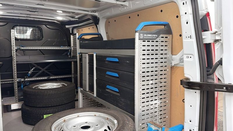 Ford Custom bild 12