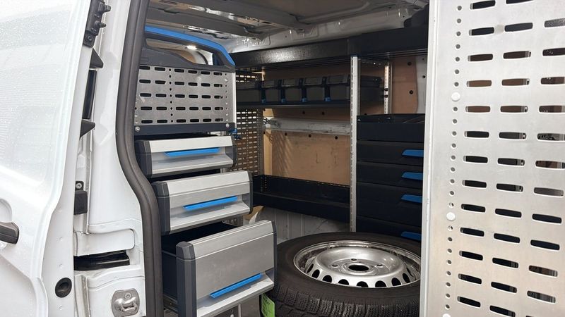 Ford Custom bild 14
