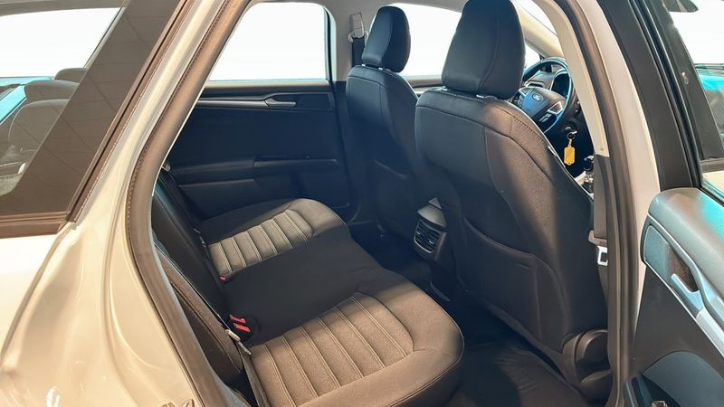 Ford Mondeo bild 5